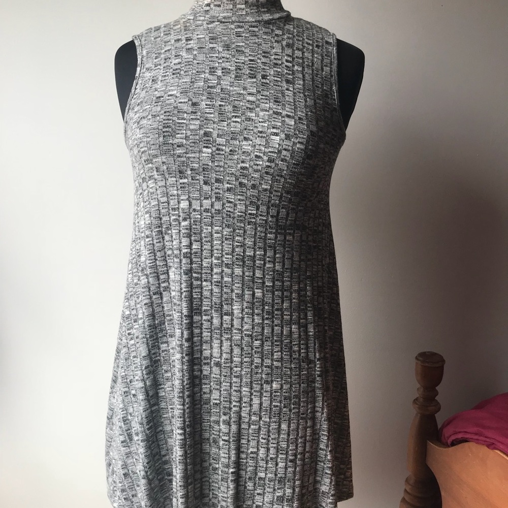 Sleeveless sweater dress
